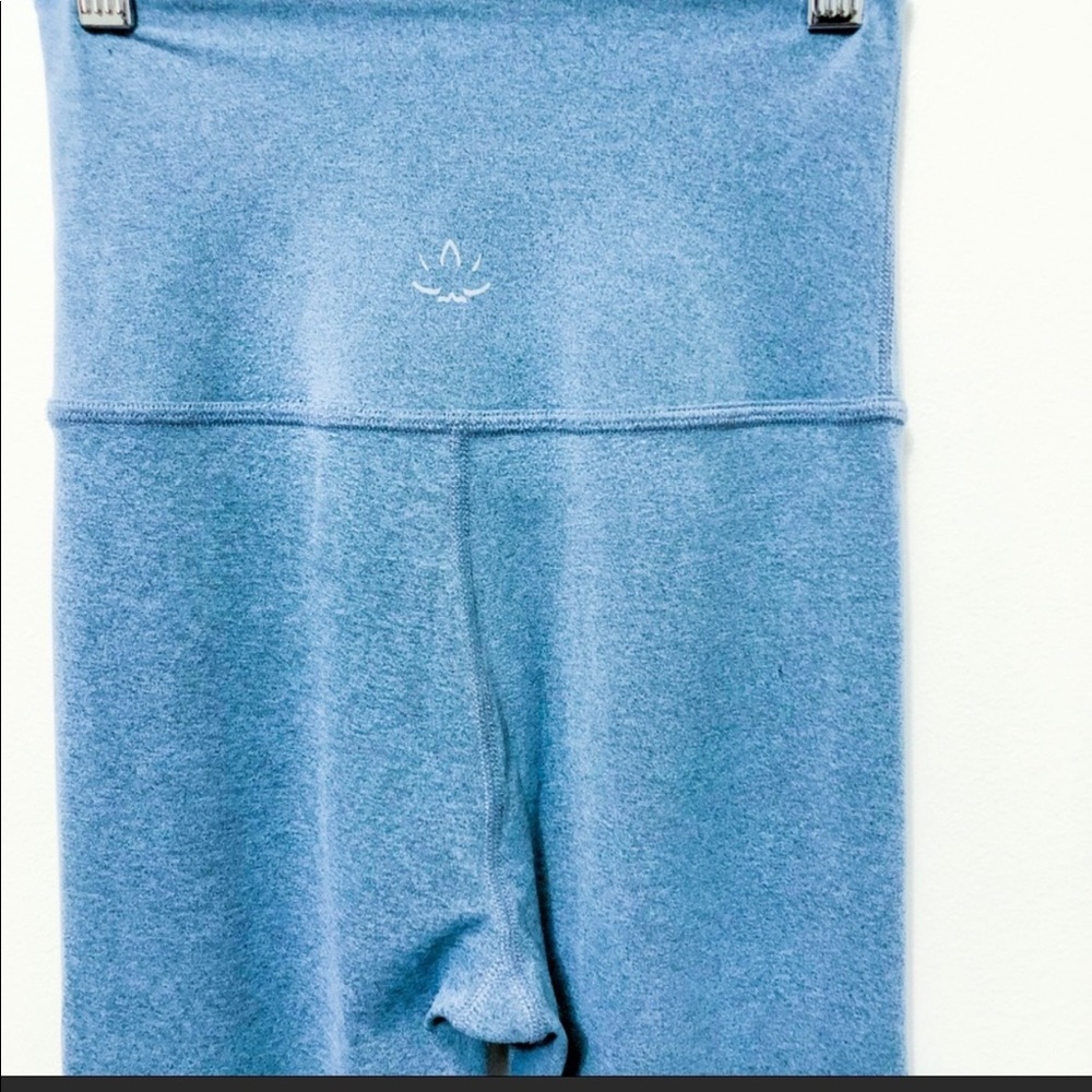 Beyond yoga sky blue leggings